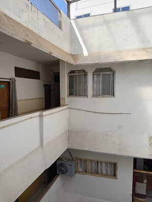 Family Room | Balcony