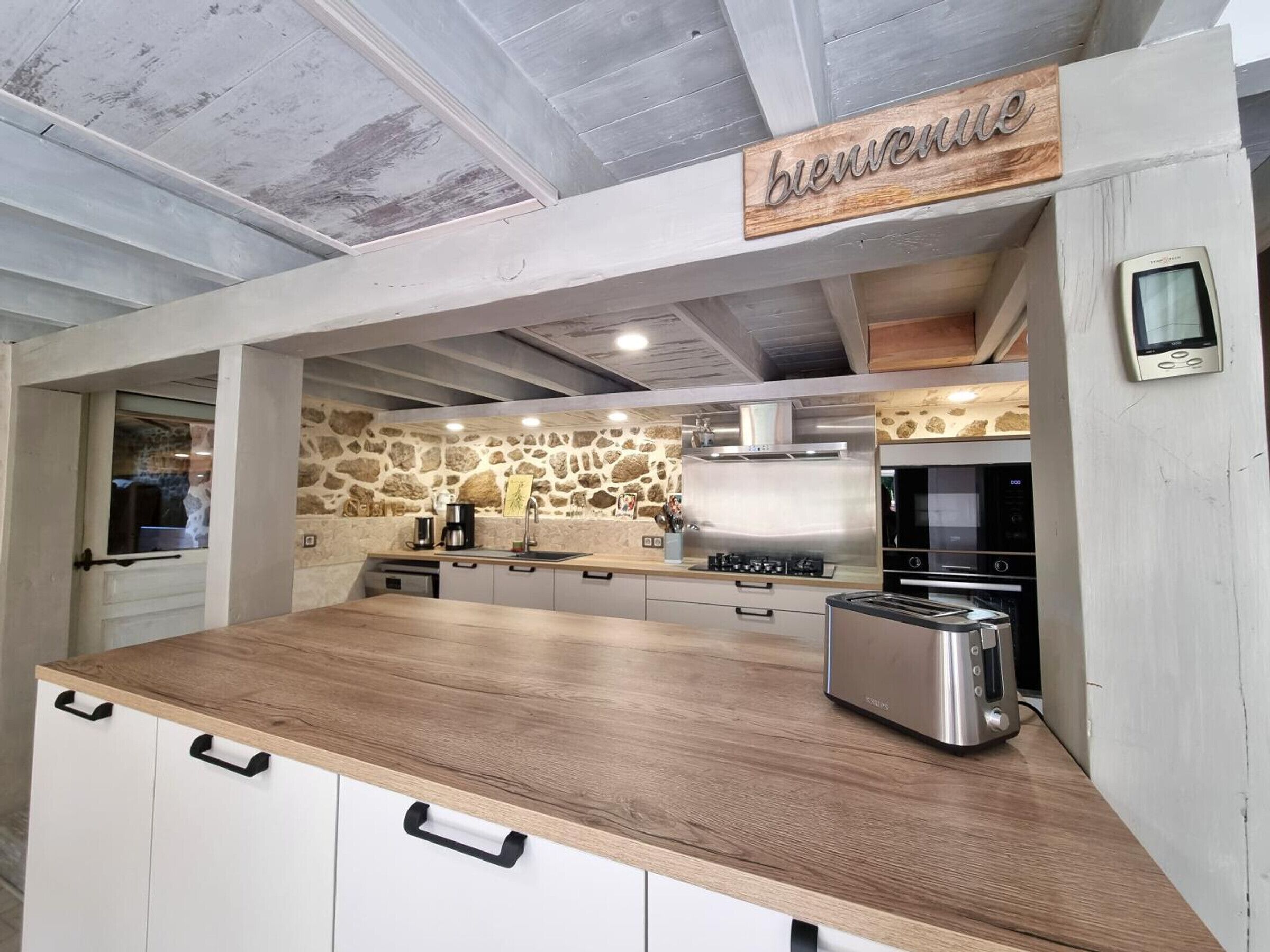 Kühlschrank, Mikrowelle, Geschirrspüler