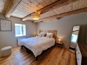 5 habitaciones y wifi gratis 