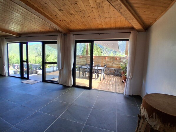 Interior - Spacious villa in Grand Coude with wheelchair access (Saint-Joseph)