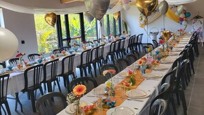 Banquet hall - Spacious villa in Grand Coude with wheelchair access (Saint-Joseph)