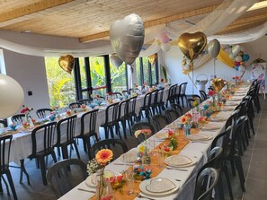 Banquet hall