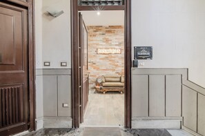 Interior - Panurban Rooms By Wonderful Italy (Palermo)