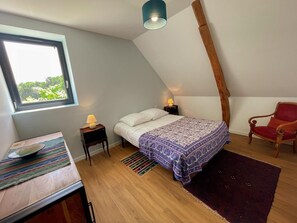 5 bedrooms, free WiFi