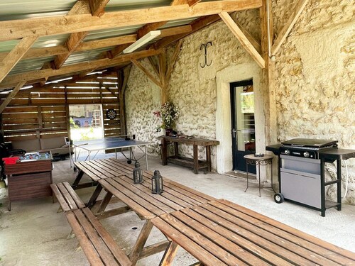 Gîte avec jardin privé, proche des châteaux, animaux admis
