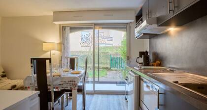 Cozy T2, garden, pets, parking, and WiFi