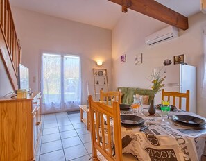 Dining - Charming T2 with garden and WiFi in Barbotan-les-Thermes (Barbotan-les-Thermes)