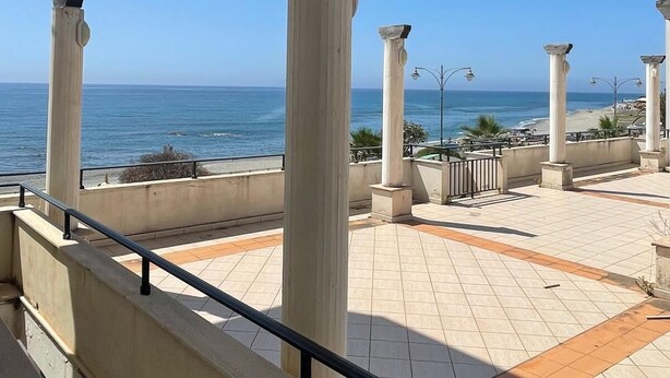 Pemandangan balkon