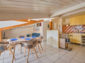 Dining - Spacious T2bis with Balcony - Wifi and Pets Allowed (Barbotan-les-Thermes)