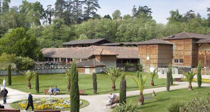 Charming T2 with garden for 2, pets allowed