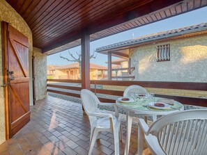 Outdoor dining - Charming T2 with garden for 2, pets allowed (Barbotan-les-Thermes)