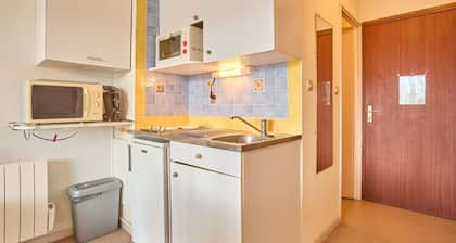 Studio lumineux avec balcon et Wi-Fi Ă  Barbotan