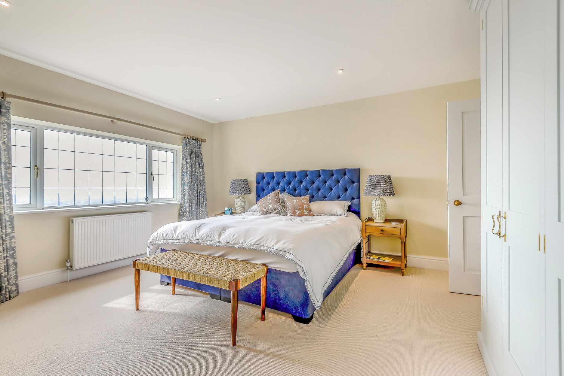 5 bedrooms, individually decorated, individually furnished, free WiFi