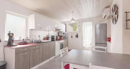 Appartement T3 climatisé avec parking et WiFi, proche des Thermes