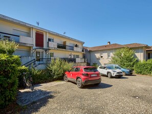 Exterior - Charming renovated studio with balcony, parking and pets allowed (Barbotan-les-Thermes)