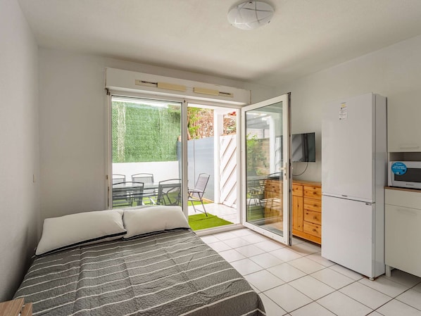 1 bedroom
