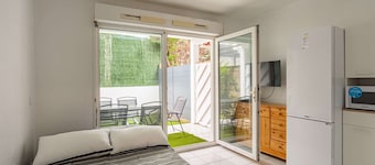 Appartement rénové Hendaye avec terrasse et parking