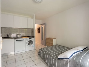 1 bedroom