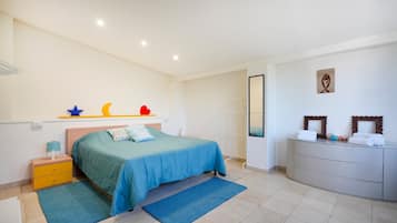 1 camera, ferro/asse da stiro, Wi-Fi, lenzuola