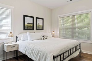 3 chambres, bureau, fer et planche à repasser, Wi-Fi