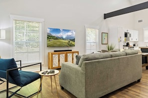 Smart-tv, videospelletjes, tafelvoetbal en boeken