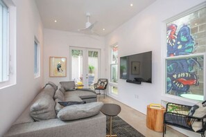 Smart TV - Irish Channel Home - AIA Award-Winning Modern Home (New Orleans)