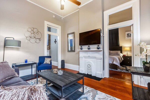 3 habitaciones, tabla de planchar con plancha y wifi gratis 