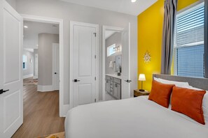 5 Schlafzimmer, Schreibtisch, Bügeleisen/Bügelbrett, WLAN