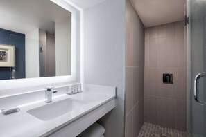 Shower, hair dryer, towels - Authentic Florida Beach Getaway | Pool. Restaurant (Stuart)