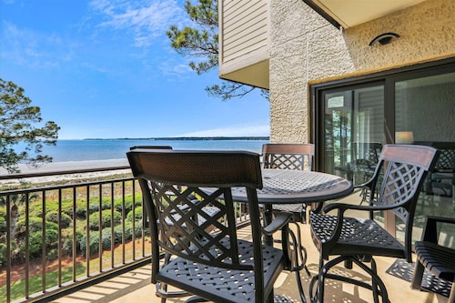 Oceanfront | Dolphin & Sunset Views | 2025 Renovation | 1841 Beachside Tennis