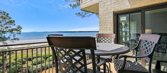 Oceanfront | Dolphin & Sunset Views | 2025 Renovation | 1841 Beachside Tennis