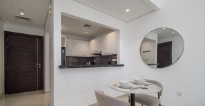 Dining - LUX The Silverene Marina View Studio 2 (Dubai)