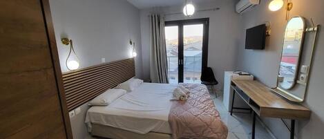 Klassieke tweepersoonskamer, balkon | Gratis wifi