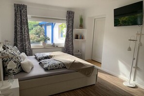 3 sovrum, strykjärn/strykbräda, internet och sängkläder