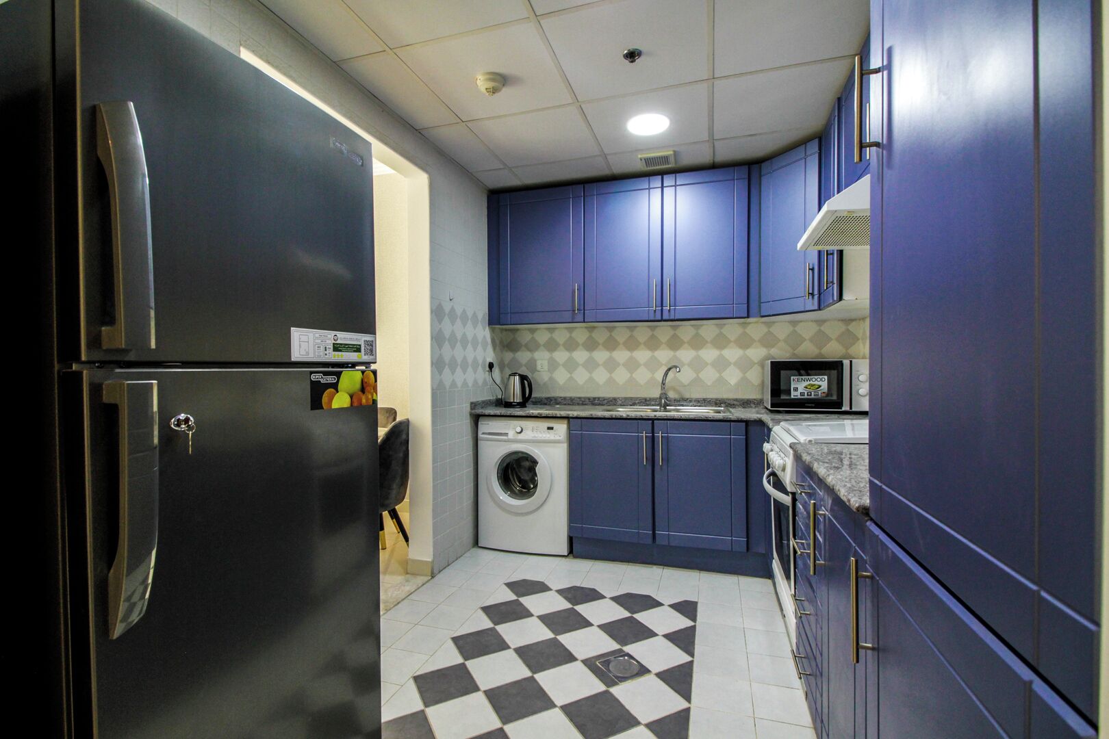 Deluxe Apartment, City View | Private kitchen