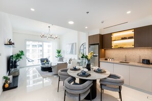 Apartment | 1 bedroom - Modern 1BR Emaar Beachfront Near Marina JBR (Dubai)