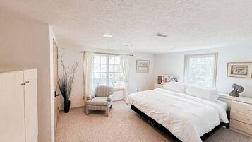 4 dormitorios, tabla de planchar con plancha, wifi gratis y ropa de cama