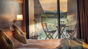 Superior Double or Twin Room, Balcony, Courtyard View | Terrace/patio