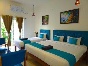 Deluxe trippelrum | Värdeförvaringsskåp på rummet, gratis wi-fi och sängkläder