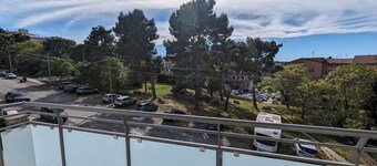 Apartment Grazie area, a few minutes from downtown in a quiet and serviced area