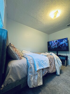 3 bedrooms, iron/ironing board, WiFi