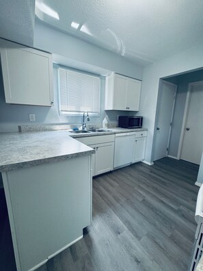 Microwave, oven, stovetop, dishwasher