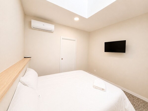 Classic Double Room | Free WiFi