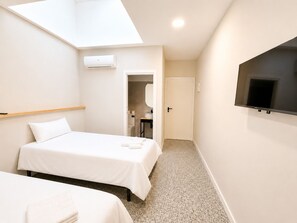 Classic Twin Room - Hostal Majadahonda (Majadahonda)