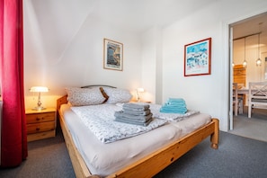 1 bedroom, WiFi, bed sheets