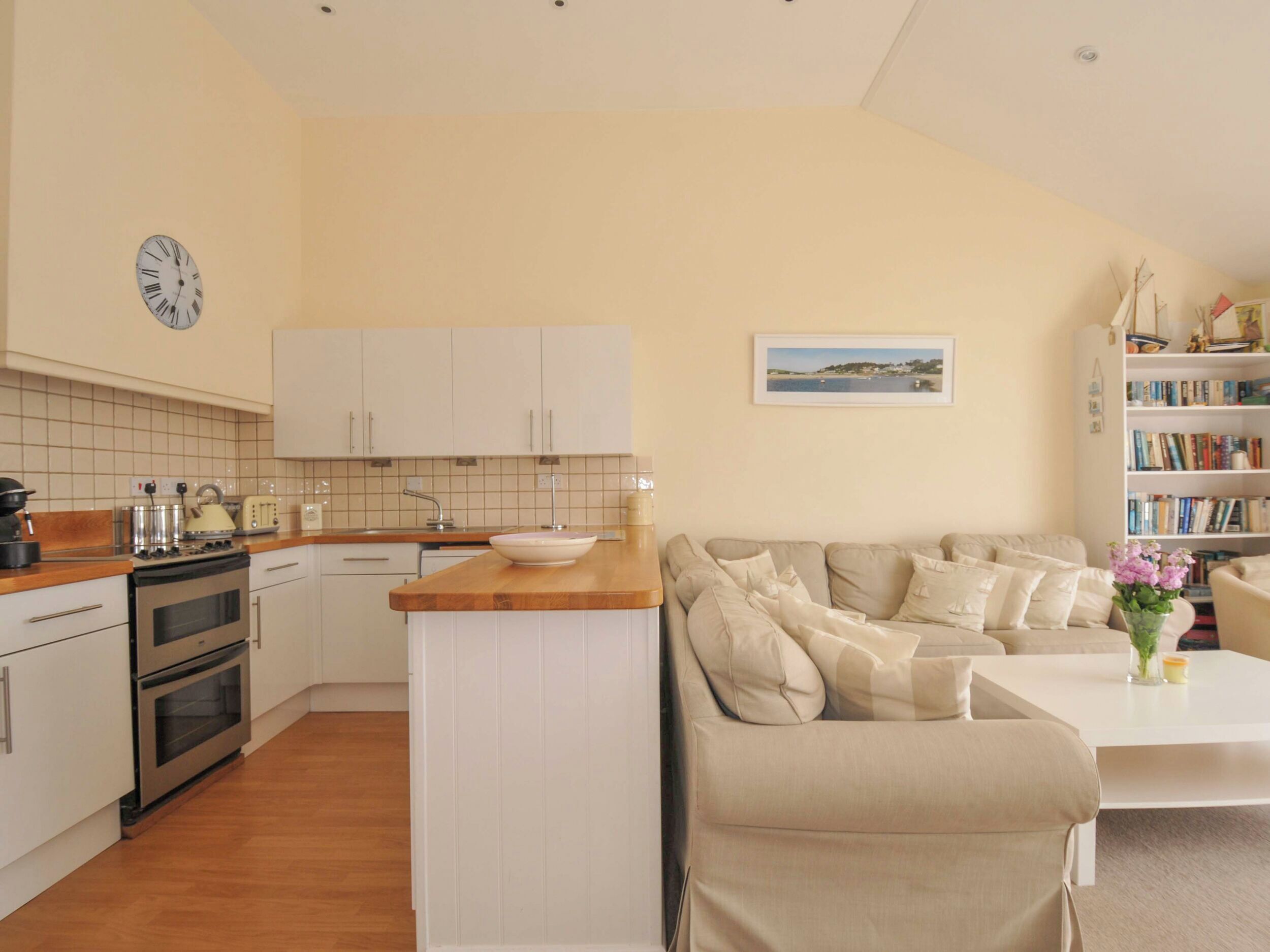 Fridge, microwave, dishwasher, toaster