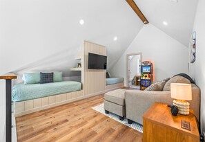 1 dormitorio, tabla de planchar con plancha, wifi gratis y ropa de cama