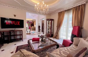 Interior - Diamond of Riviera by ΜΡS (Alimos)