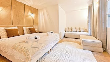 Apartment | 1 bedroom, laptop workspace, iron/ironing board, bed sheets