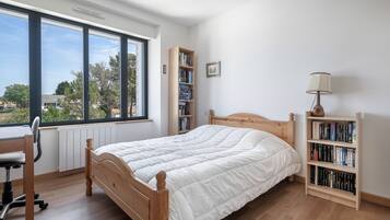 7 間睡房、免費 Wi-Fi